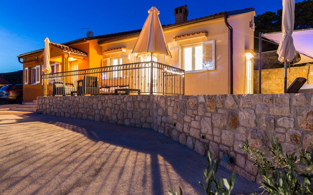 Hacienda Babina Villa Miholascica Ngoại thất bức ảnh